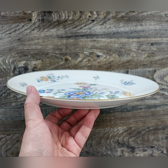 Vintage Royal Albert New Romance Hidden Valley 10.5" Dinner Plate - Picture 5 of 7